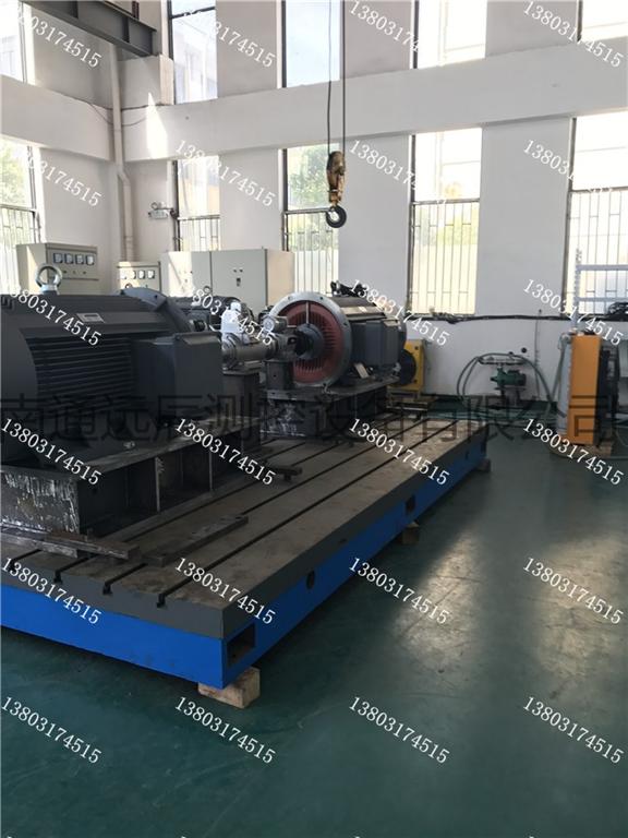 T型槽工（gōng）作台,鑄鐵T型槽工作台