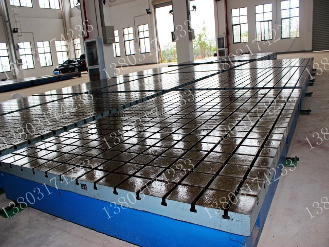 鑄鐵焊接平台圖片