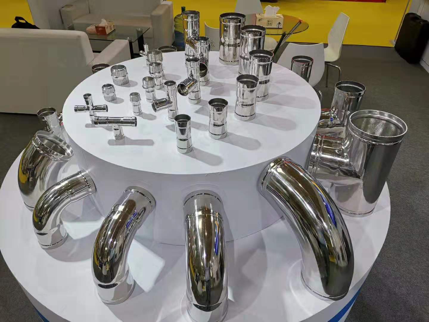 薄壁不鏽(xiù)鋼水(shuǐ)管-不鏽鋼廠家批發 薄壁不鏽鋼水管-不鏽鋼廠家批(pī)發