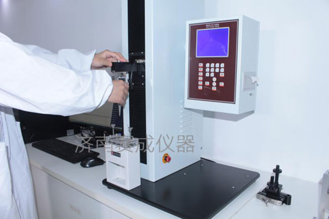 無菌醫療包裝軟性屏障膜和複合膜抗慢速戳穿性試驗過程